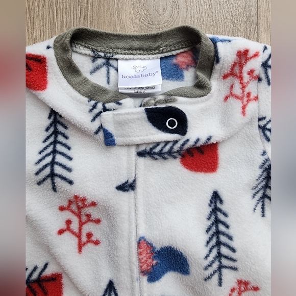 3/$25 - Koala Baby fleece footies with zipper size 3 - 6M - Picture 2 of 5